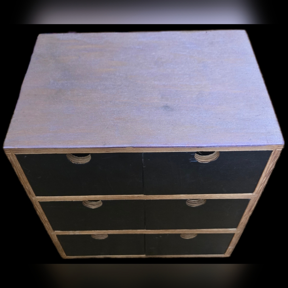 Chalk-Painted Craft Storage Box - Picture 2 of 4
